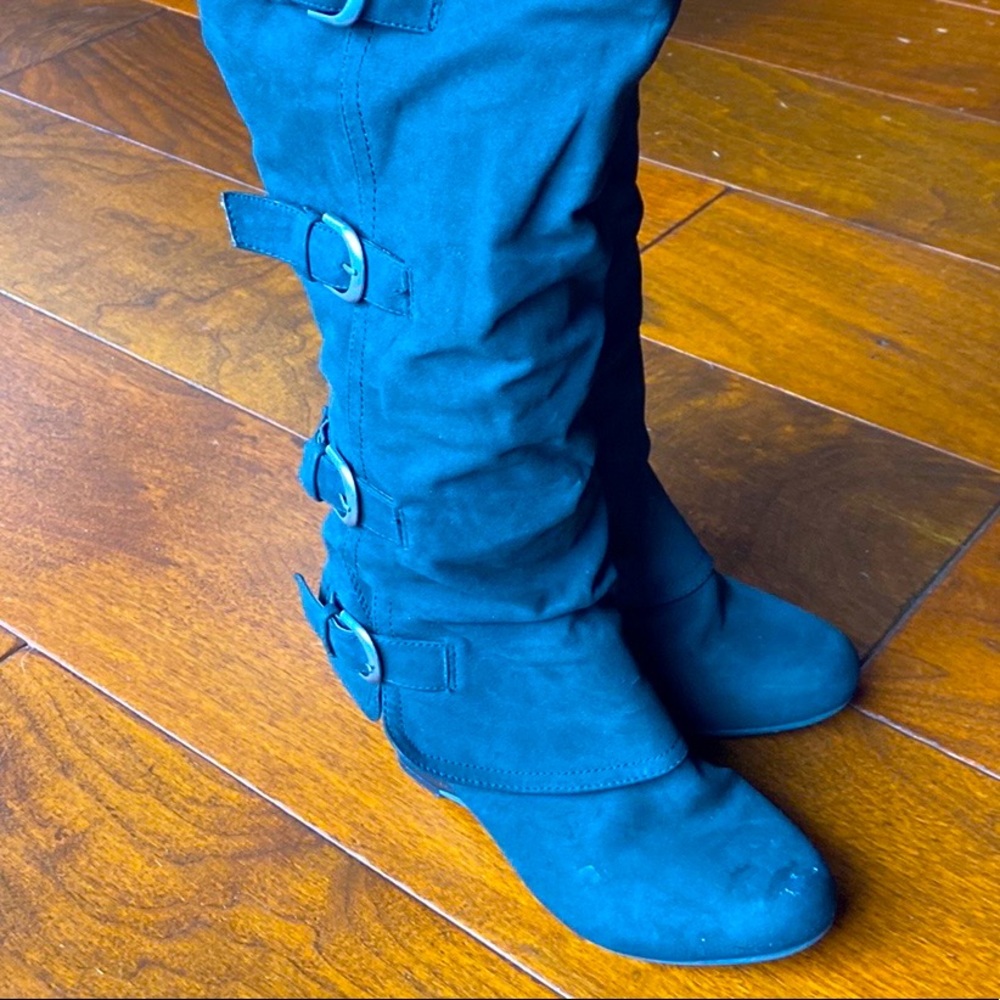 Union Bay Black Wedge Boots Size 7.5